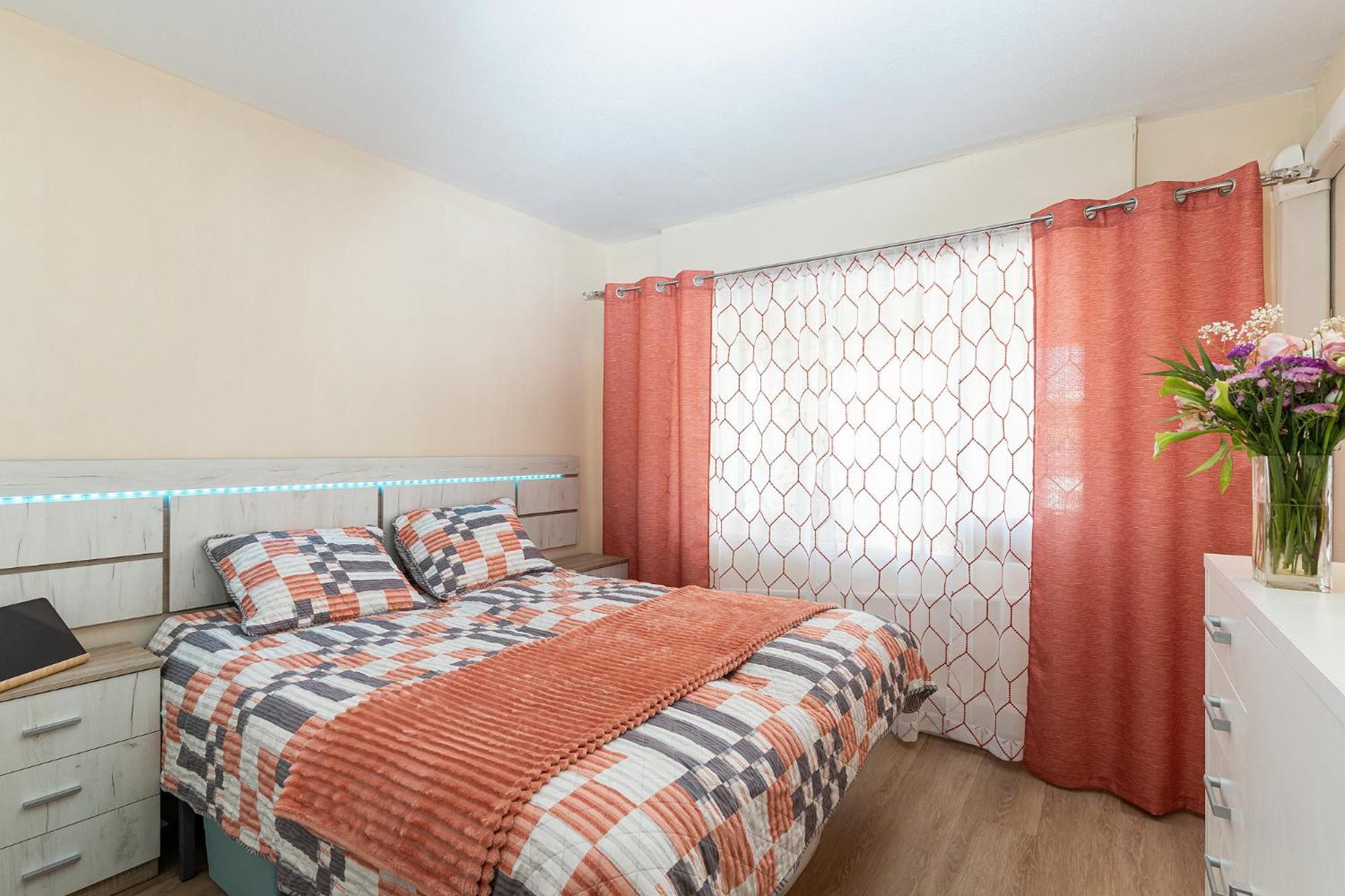 Golden Sunset Apartment