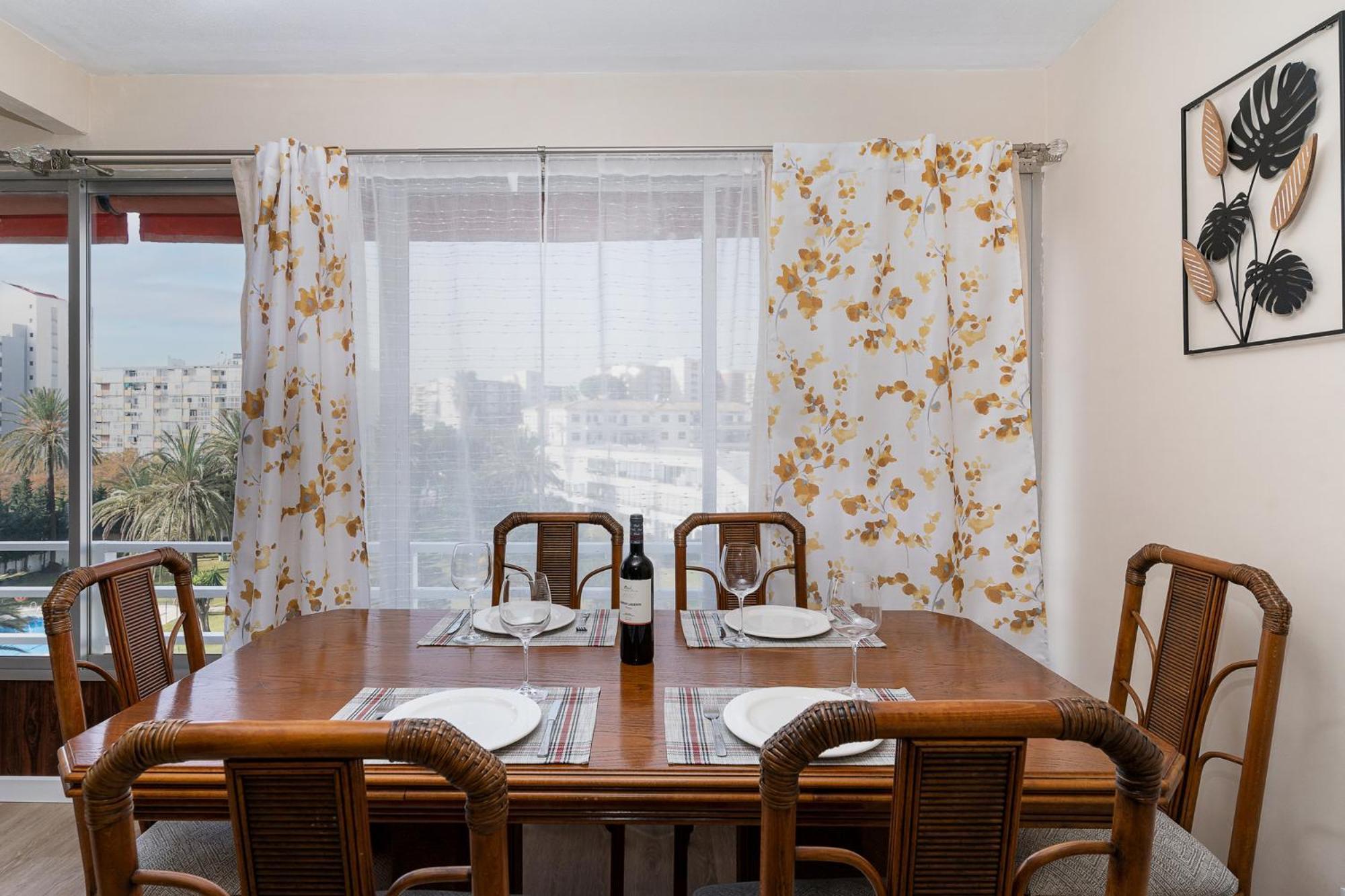 Golden Sunset Apartment